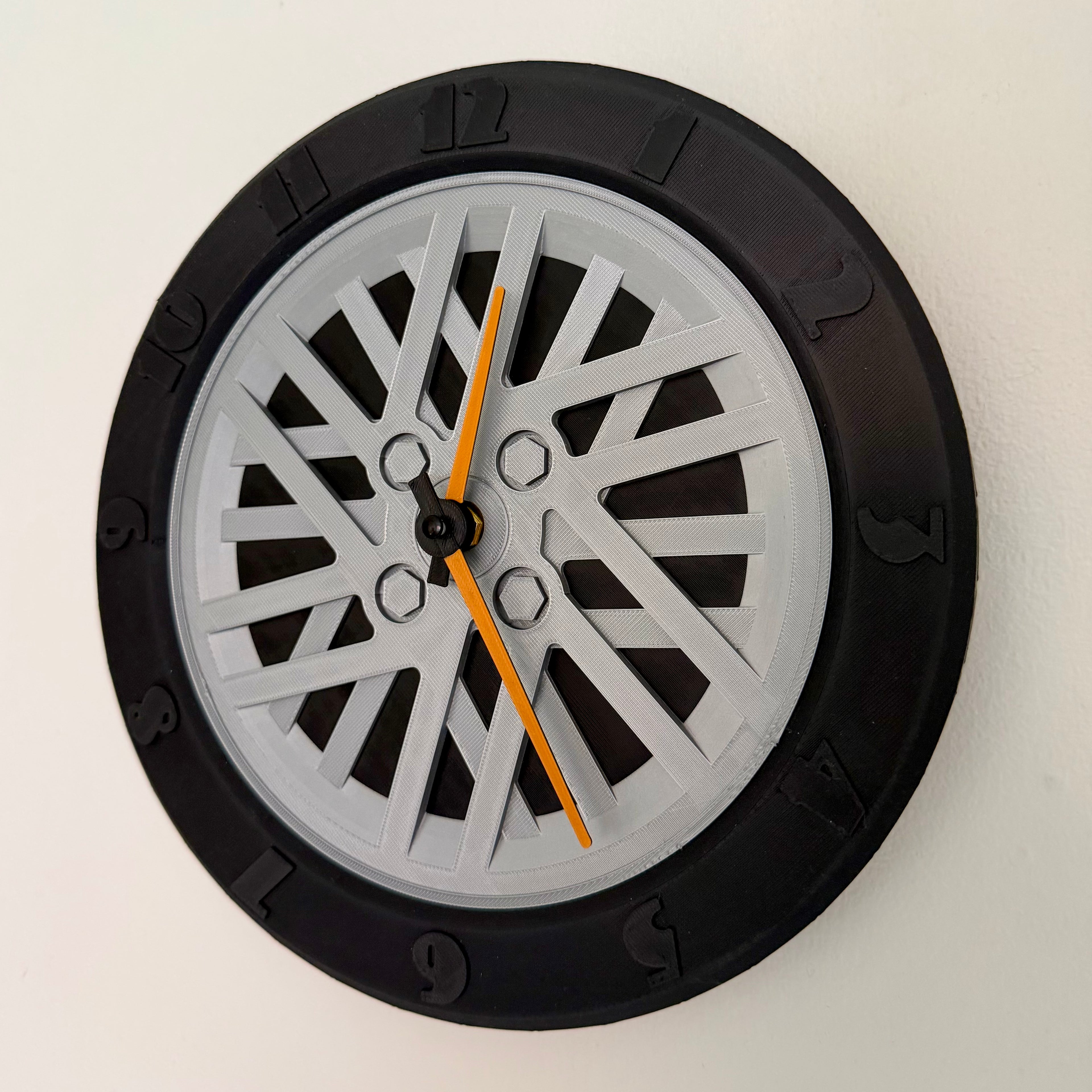 Ford Sierra Sapphire RS Cosworth styled wall clock (25cm)